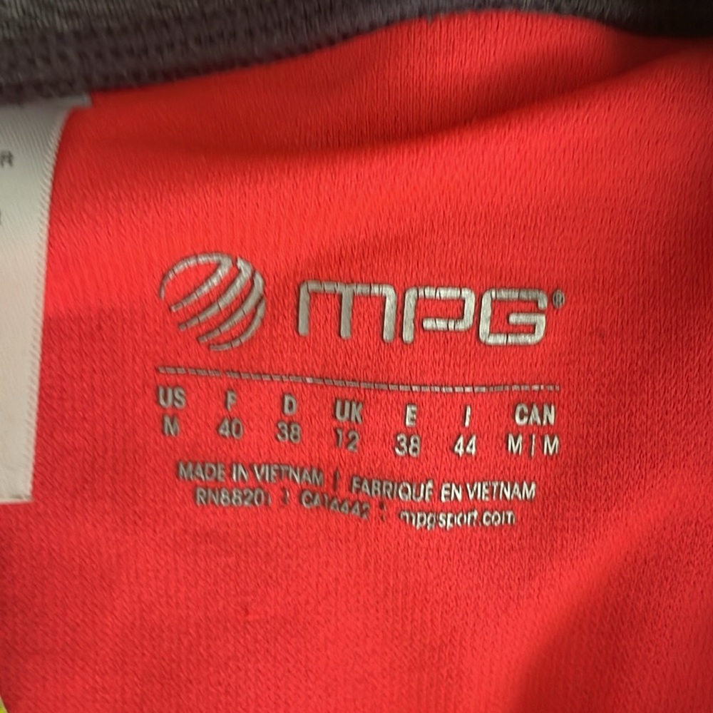 MPG black /pink running shorts SIZE M draw string lined hot steamed inside.. - Picture 3 of 7